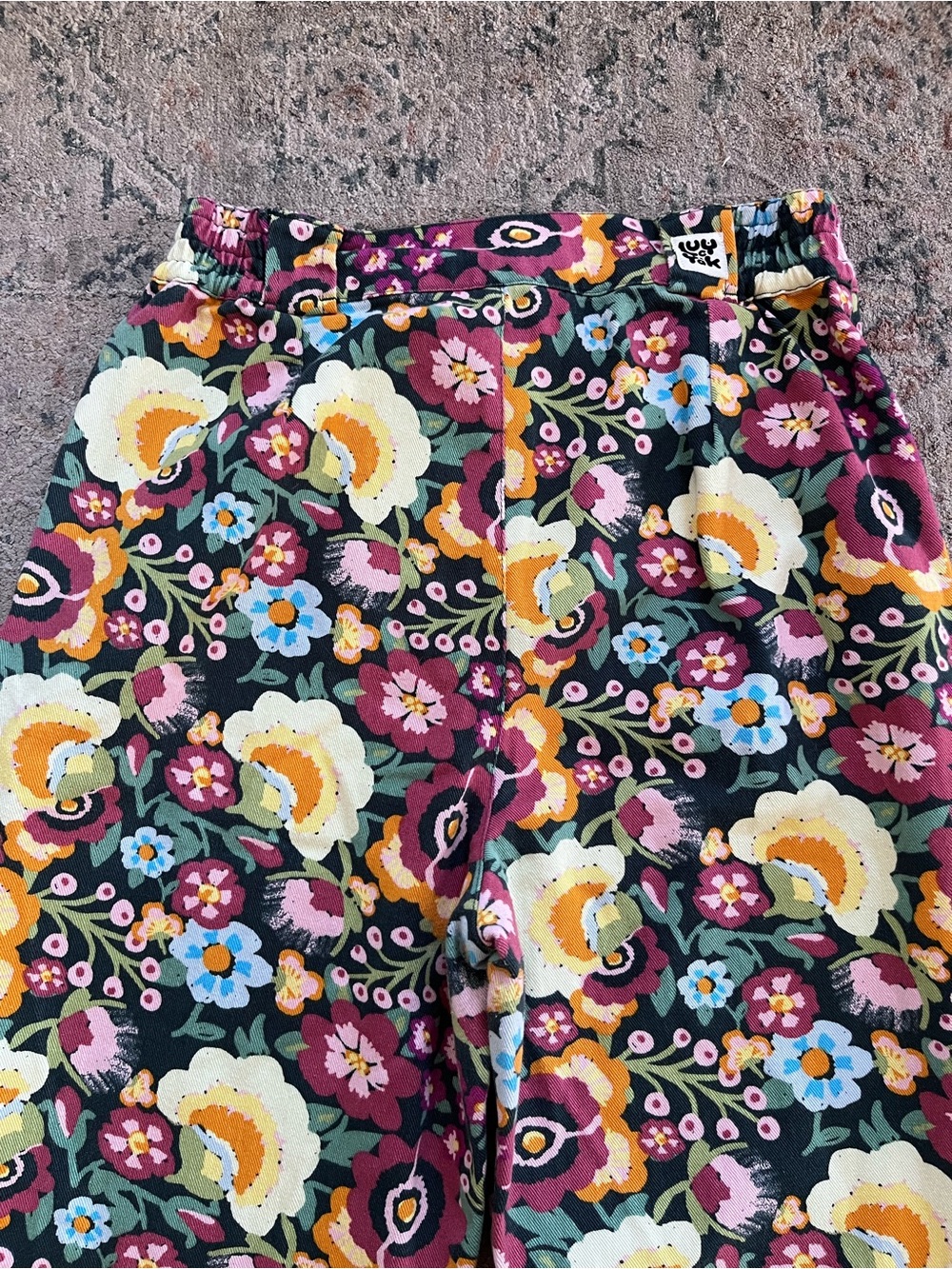 Lucy & Yak Floral Pants - Picture 10 of 11